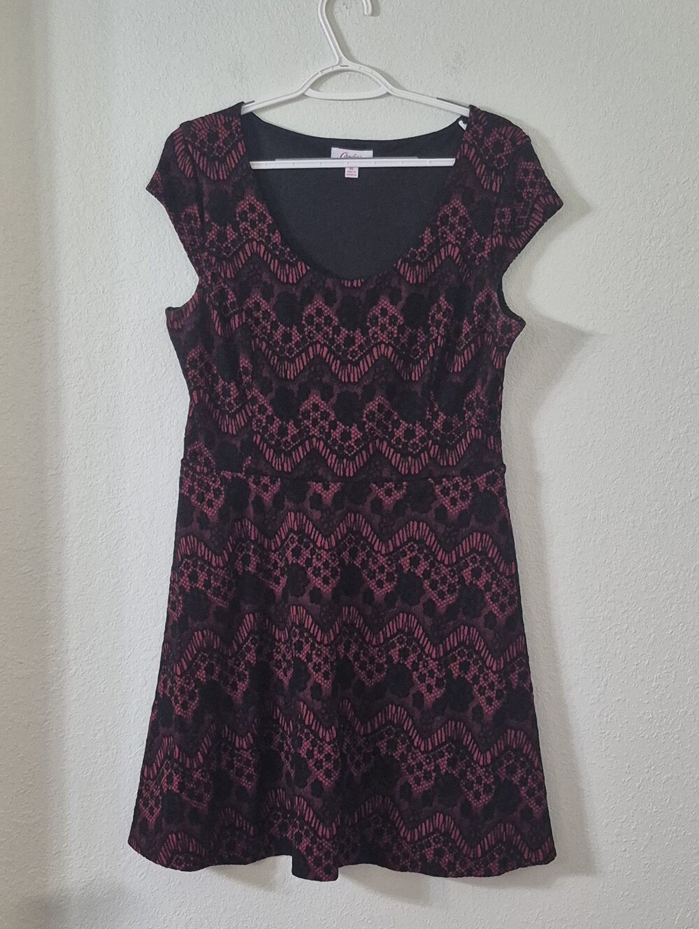 Candie's Black and Red Fit-and-Flare Scoop Neck Dress